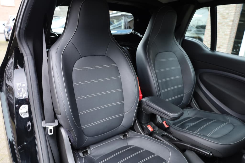 Smart Fortwo cabrio EQ prime 18 kWh thumbnail 7