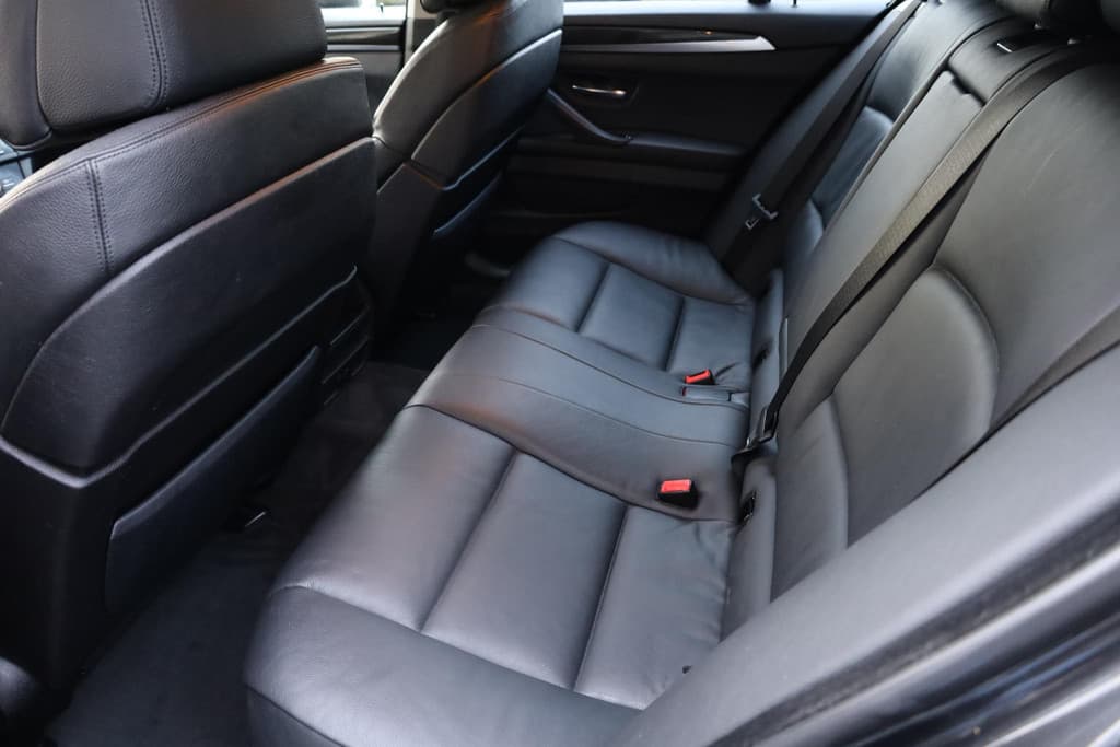 BMW 5 Serie Touring 530i High Executive thumbnail 10