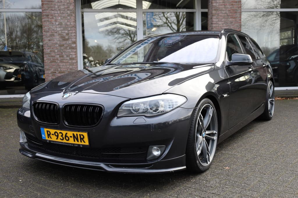 BMW 5 Serie Touring 530i High Executive thumbnail 12