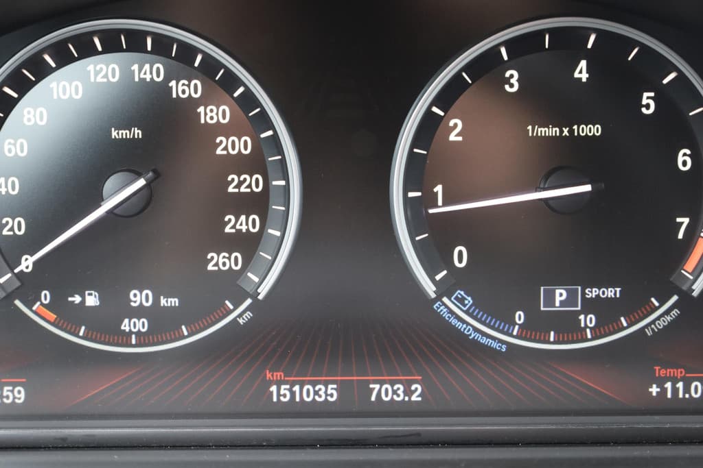 BMW 5 Serie Touring 530i High Executive thumbnail 17