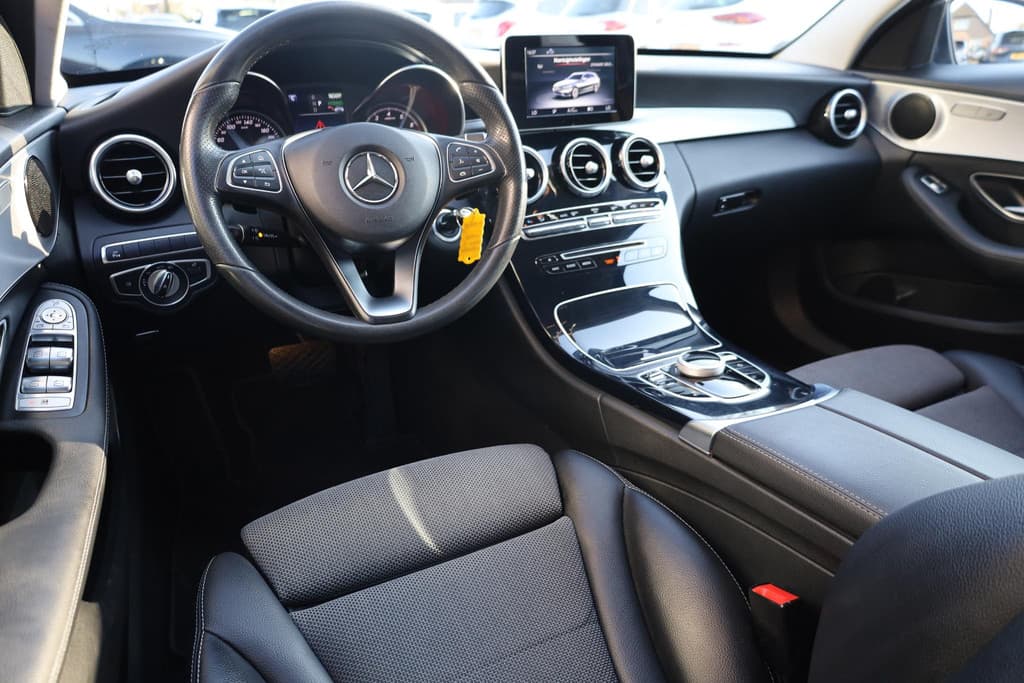 Mercedes-Benz C-Klasse Estate 350 e Lease Edition thumbnail 4