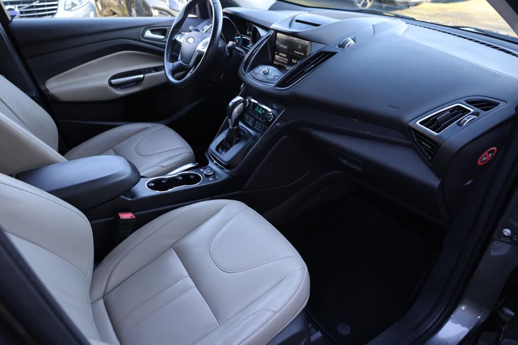 Ford Kuga 1.5 Titanium 4WD thumbnail 24