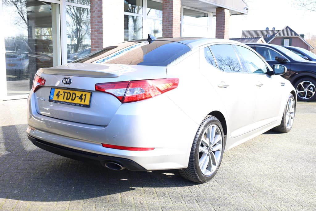 Kia Optima 2.0 CVVT Hybrid Super Pack thumbnail 3