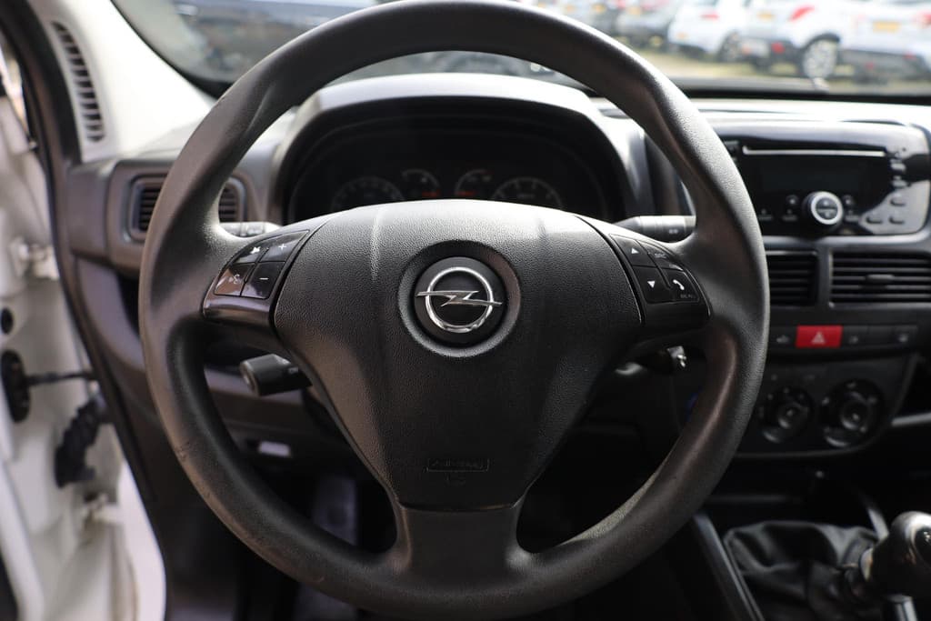 Opel Combo 1.6 CDTi L2H1 Edition thumbnail 11