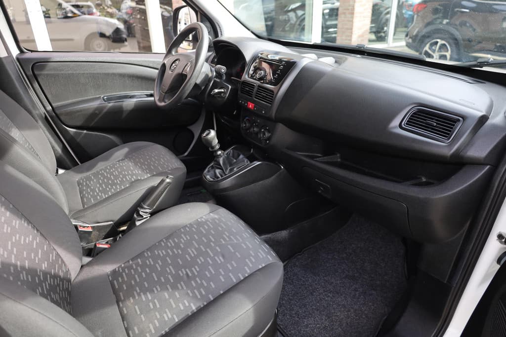 Opel Combo 1.6 CDTi L2H1 Edition thumbnail 7