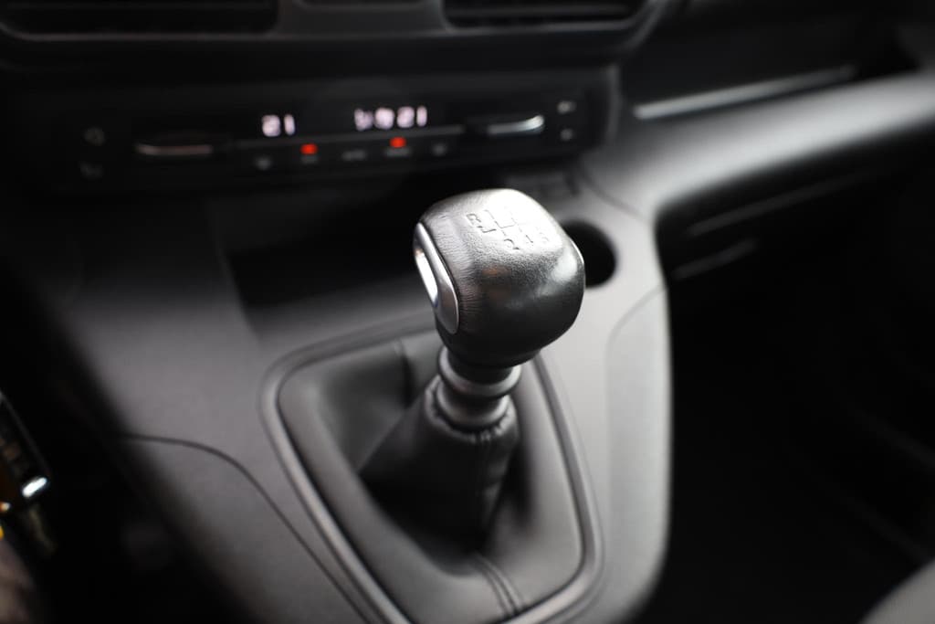 Opel Combo Life 1.2 Turbo L1H1 Edition thumbnail 17