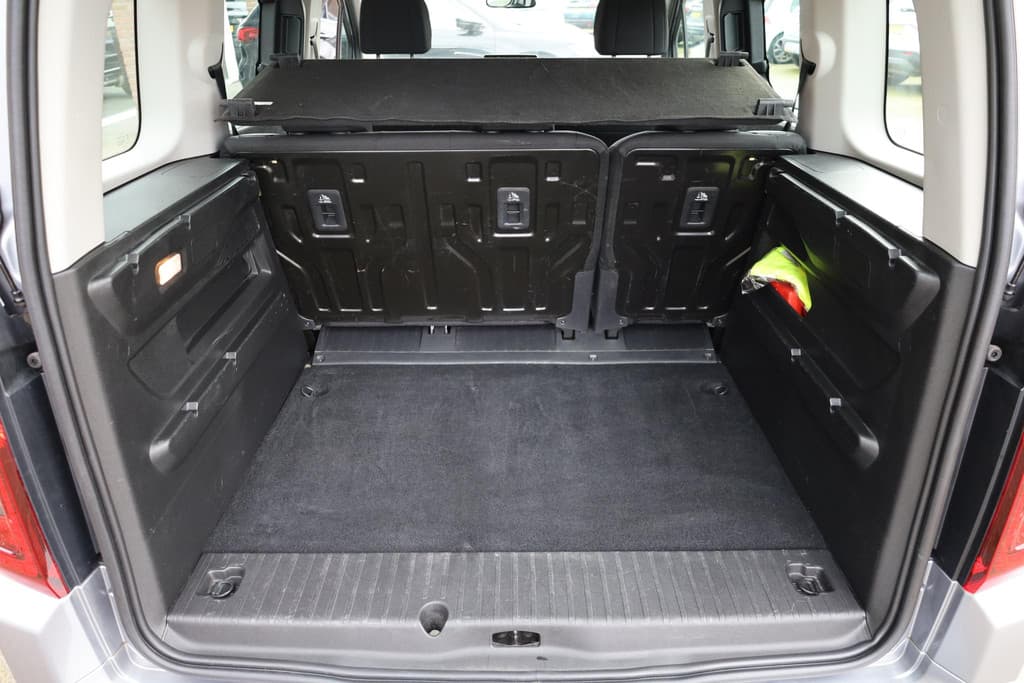 Opel Combo Life 1.2 Turbo L1H1 Edition thumbnail 21