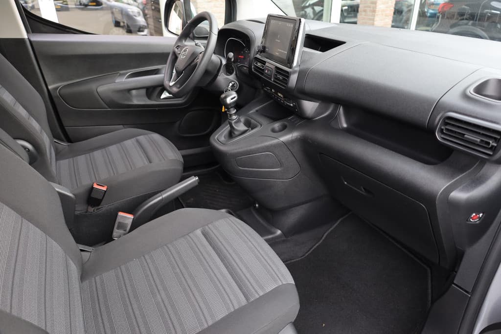 Opel Combo Life 1.2 Turbo L1H1 Edition thumbnail 26