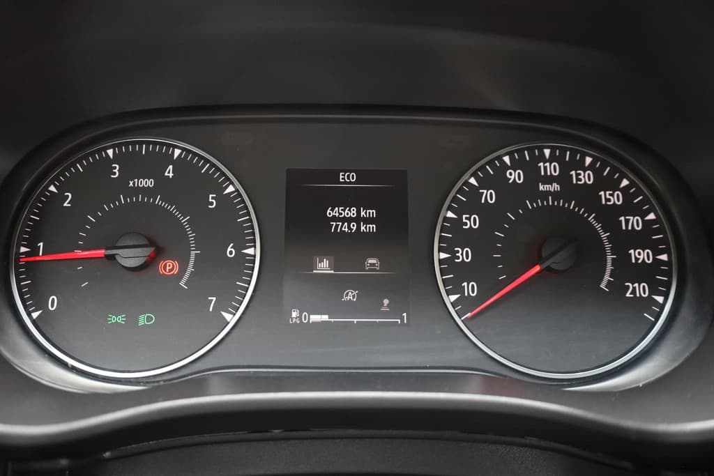 Dacia SANDERO Stepway 1.0 TCe 100 Bi-Fuel Comfort thumbnail 14