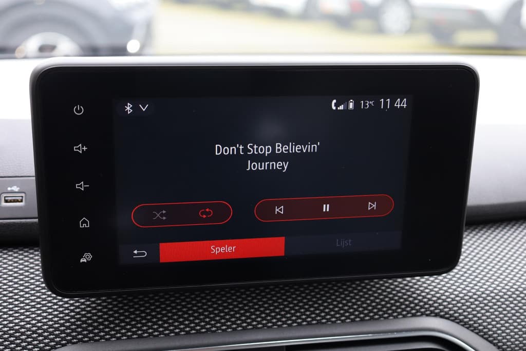 Dacia SANDERO Stepway 1.0 TCe 100 Bi-Fuel Comfort thumbnail 24