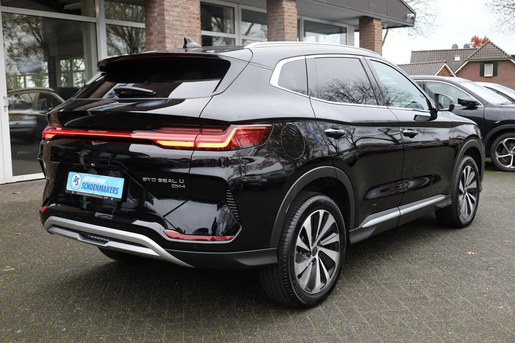 BYD SEAL U 1.5 DM-i FWD Comfort LONG-RANGE (125km) thumbnail 2