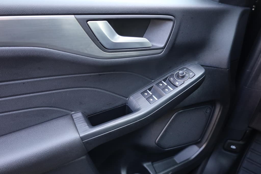 Ford Kuga 2.5 PHEV Titanium X thumbnail 20