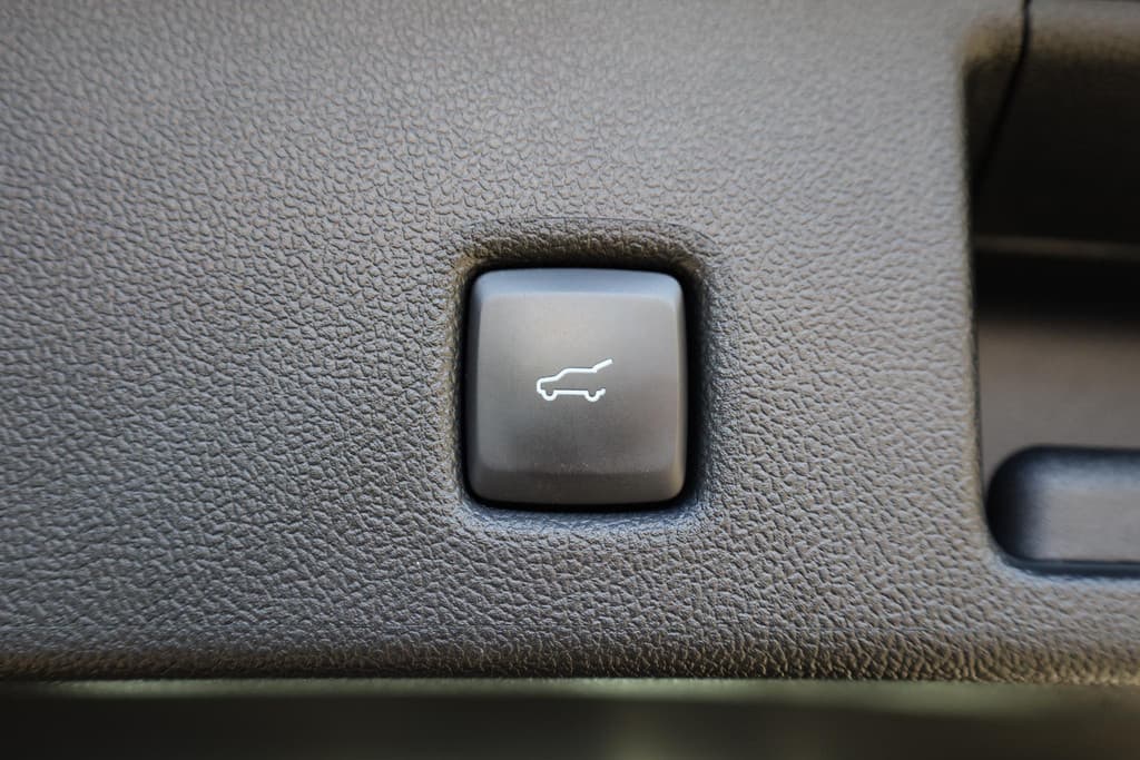 Ford Kuga 2.5 PHEV Titanium X thumbnail 23