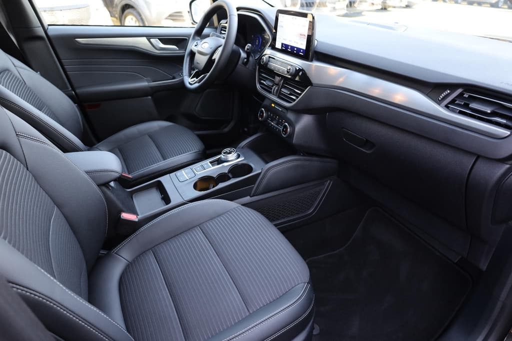 Ford Kuga 2.5 PHEV Titanium X thumbnail 24