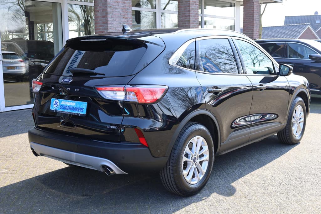 Ford Kuga 2.5 PHEV Titanium X thumbnail 3