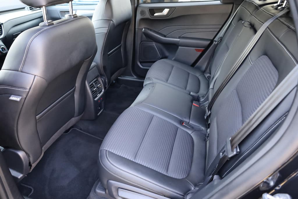 Ford Kuga 2.5 PHEV Titanium X thumbnail 7