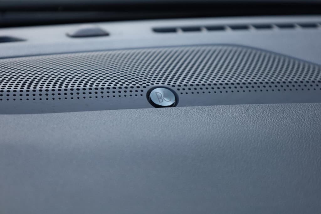 Ford Kuga 2.5 PHEV Titanium X thumbnail 9