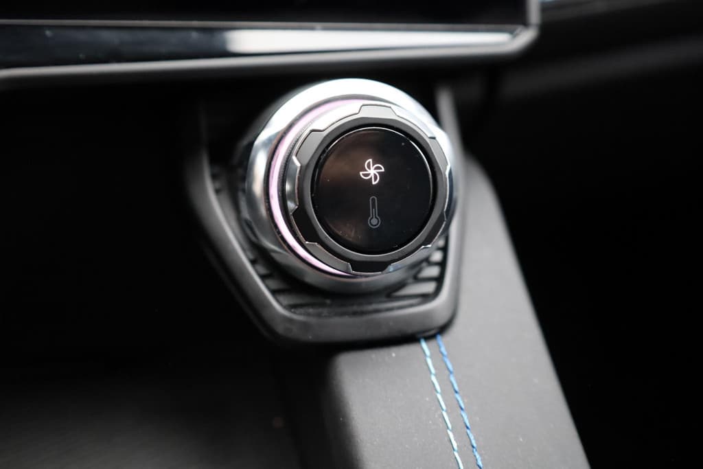 Lynk & Co 01 1.5 MY23! 6.6Kwh thumbnail 47