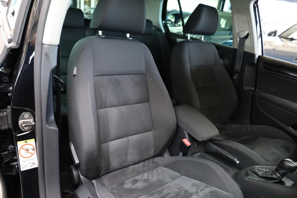 Volkswagen Golf 1.4 TSI Highline thumbnail 18