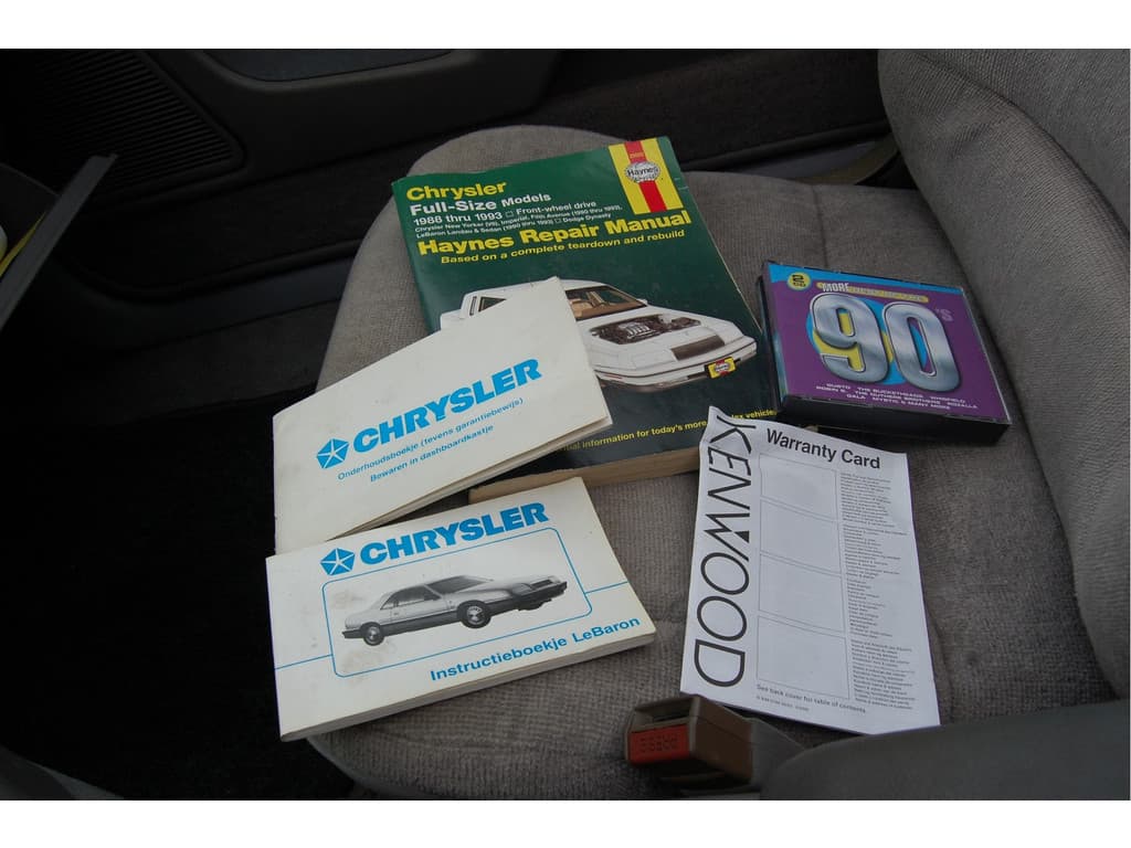 Chrysler Le-Baron 3.0I V6 CONVERTIBLE thumbnail 21