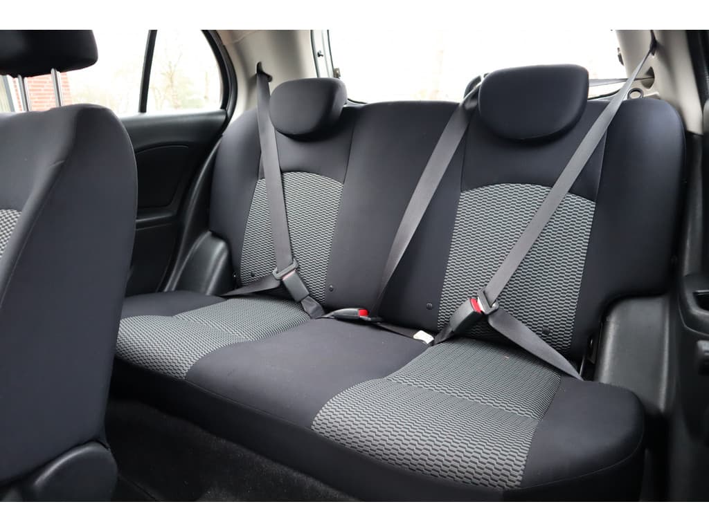 Nissan Micra 1.2 thumbnail 28