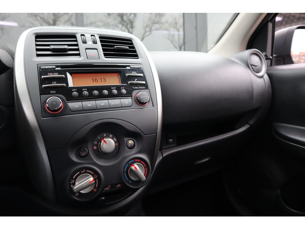 Nissan Micra 1.2 thumbnail 33