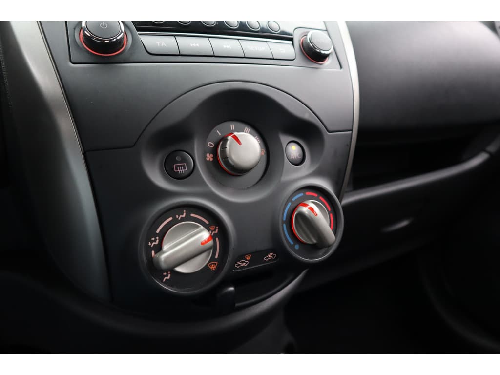 Nissan Micra 1.2 thumbnail 8