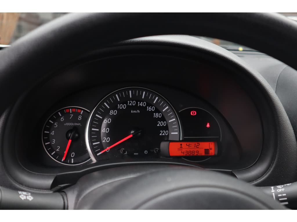 Nissan Micra 1.2 thumbnail 9