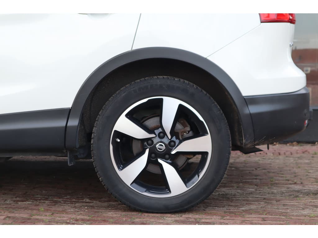 Nissan QASHQAI 1.2 Connect Edition thumbnail 25