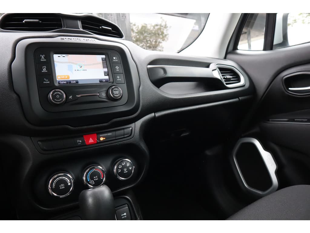 Jeep Renegade 1.4 Longitude thumbnail 12