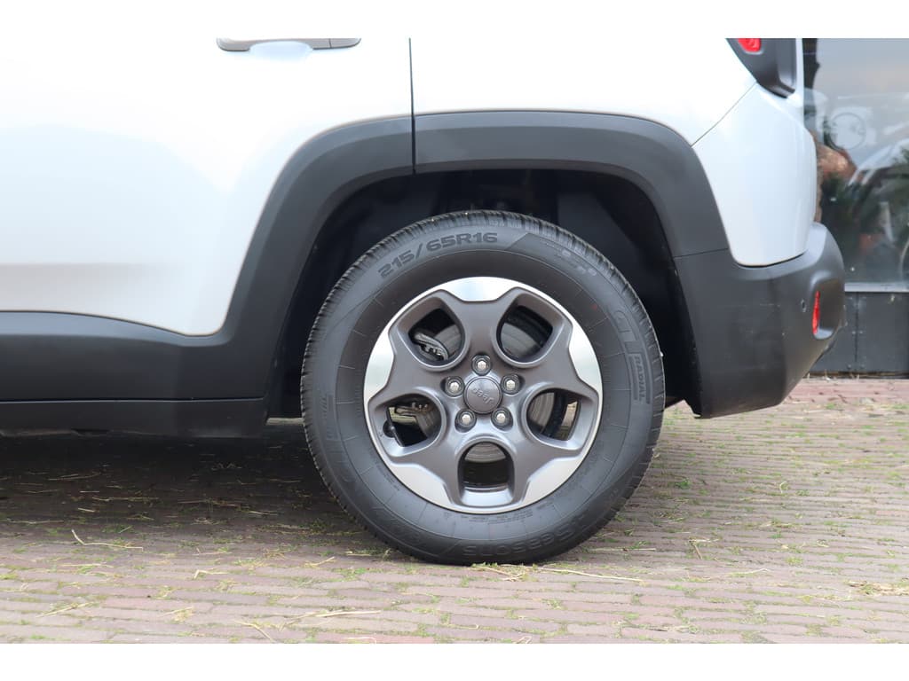 Jeep Renegade 1.4 Longitude thumbnail 26