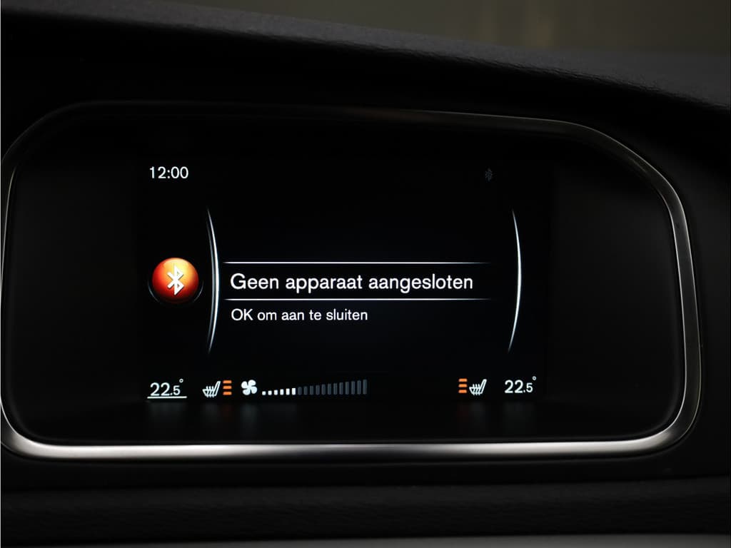 Volvo V40 2.0 D2 Momentum thumbnail 32