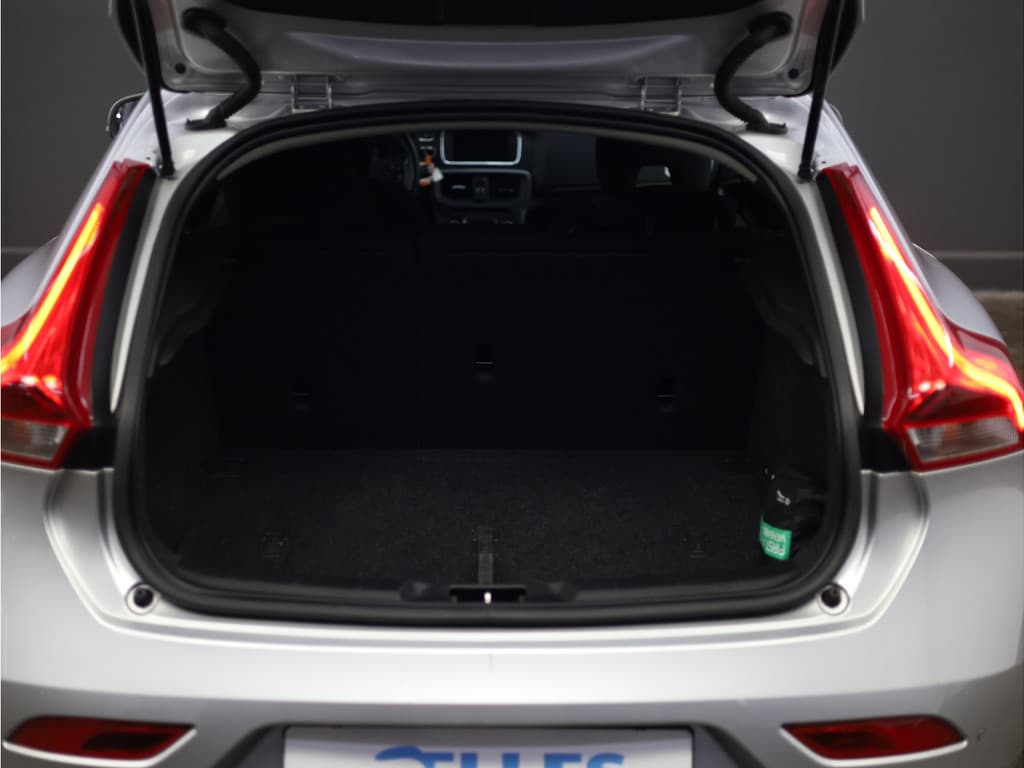 Volvo V40 2.0 D2 thumbnail 22