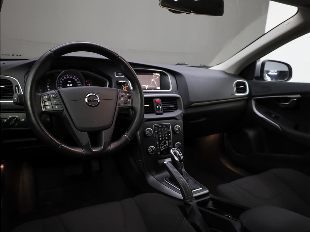 Volvo V40 2.0 D2 thumbnail 30