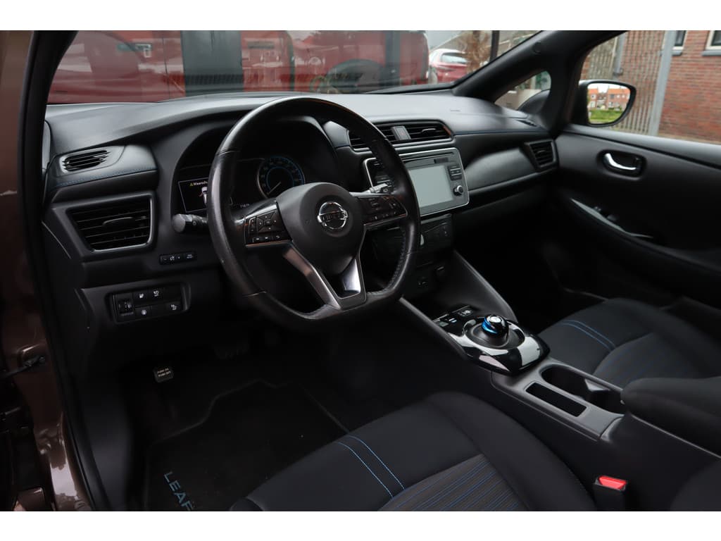 Nissan Leaf thumbnail 20