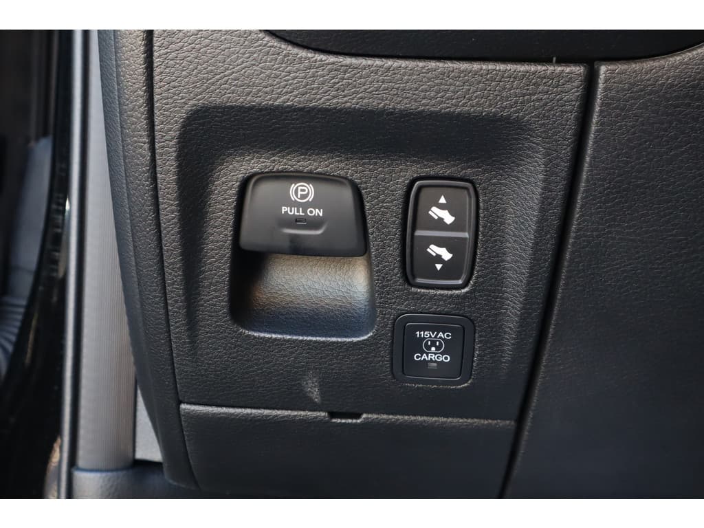 Dodge Ram 1500 2025 3.0L HURRICANE LARAMIE Night Premium thumbnail 47