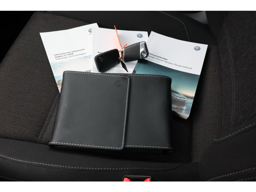 Volkswagen Passat Variant 1.6 TDI Comfortline thumbnail 15