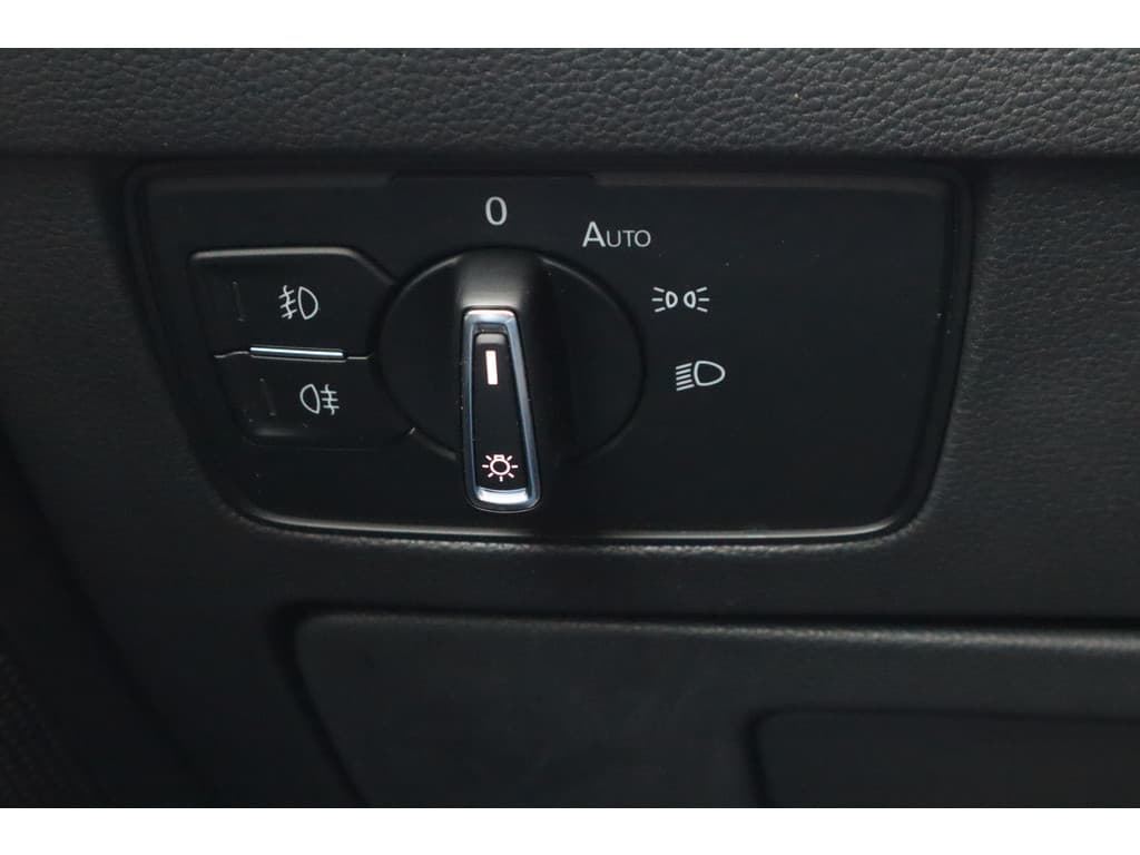 Volkswagen Passat Variant 1.6 TDI Comfortline thumbnail 26