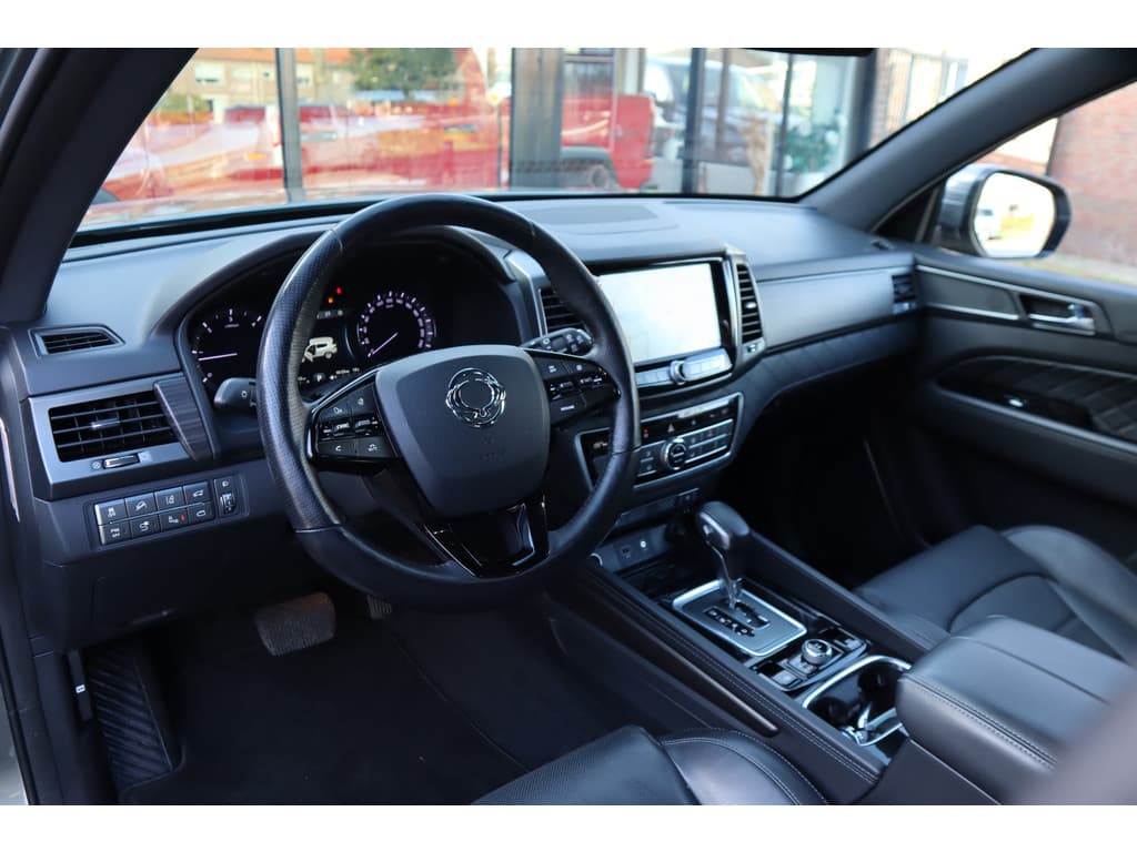 SsangYong Rexton 2.2 e-XDi Quartz thumbnail 23