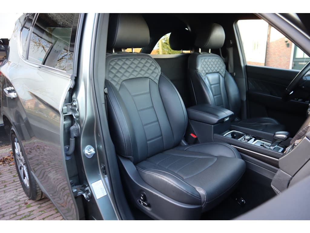 SsangYong Rexton 2.2 e-XDi Quartz thumbnail 7