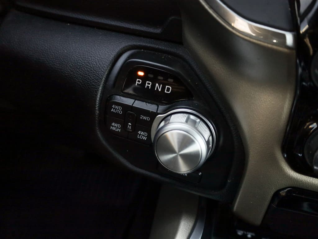 Dodge Ram 1500 5.7 V8 4x4 Crew Cab Laramie thumbnail 17