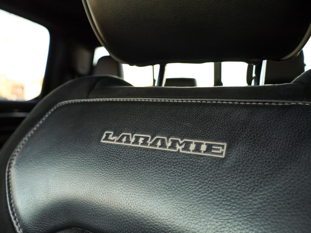 Dodge Ram 1500 5.7 V8 4x4 Crew Cab Laramie thumbnail 5