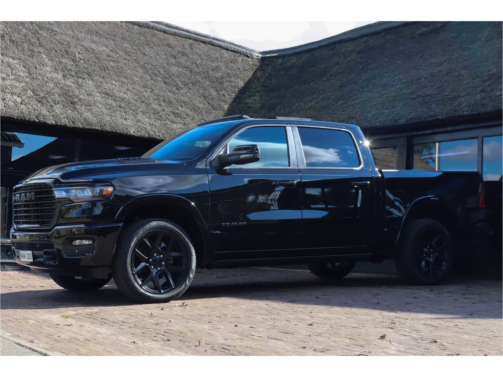 Dodge Ram 1500 2025 3.0L HURRICANE LARAMIE Night Premium thumbnail 17