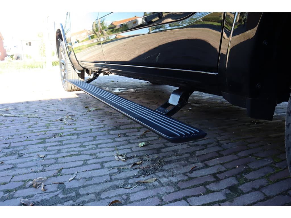 Dodge Ram 1500 2025 3.0L HURRICANE LARAMIE Night Premium thumbnail 32