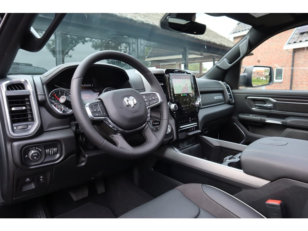 Dodge Ram 1500 2025 3.0L HURRICANE LARAMIE SPORT thumbnail 35