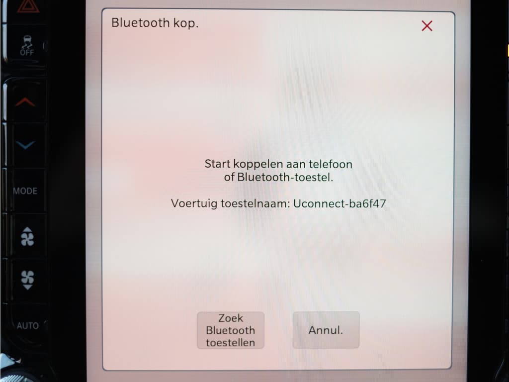 Dodge Ram 1500 2025 3.0L HURRICANE LARAMIE Night thumbnail 36