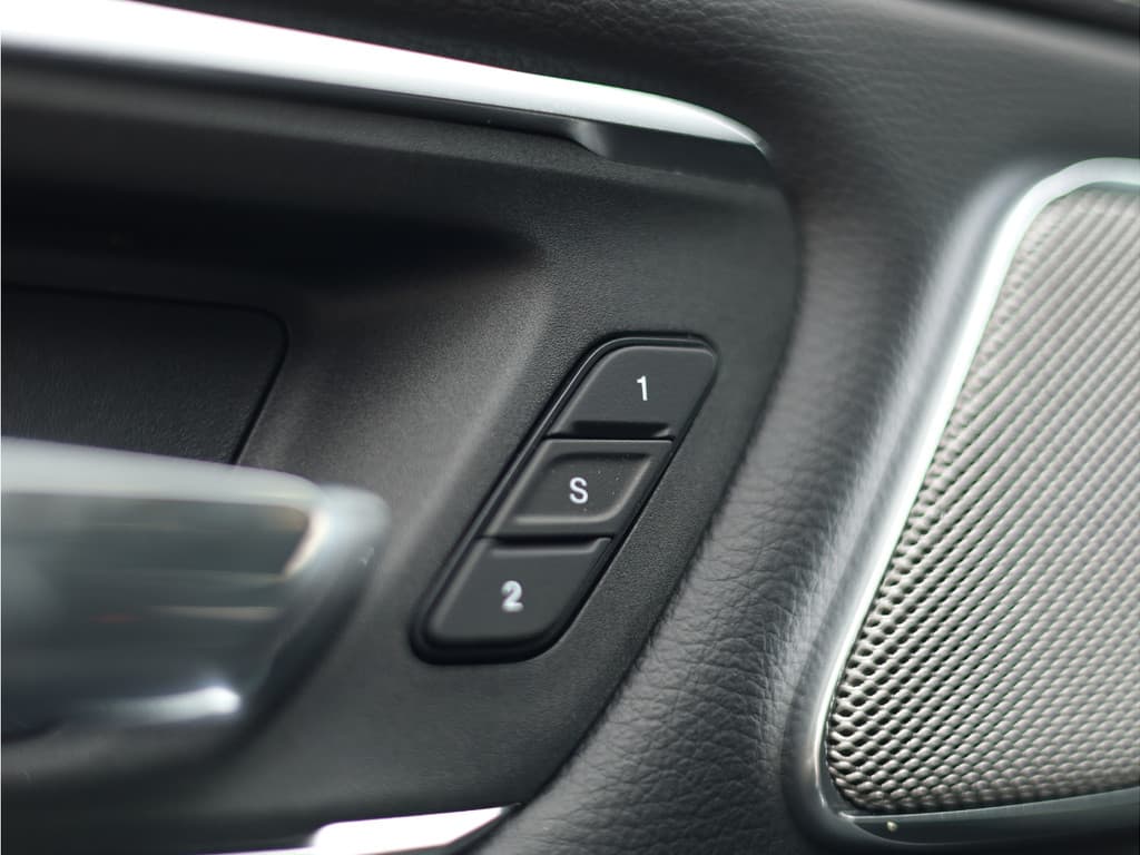 Dodge Ram 1500 2025 3.0L HURRICANE LARAMIE Night Premium thumbnail 37