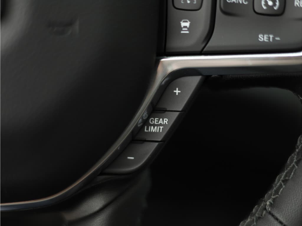 Dodge Ram 1500 2025 3.0L HURRICANE LARAMIE Night Premium thumbnail 44