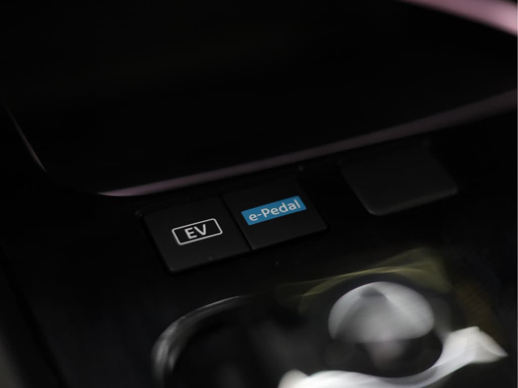 Nissan X-Trail 1.5 e-Power N-Connecta Schuif-/kantel dak thumbnail 29