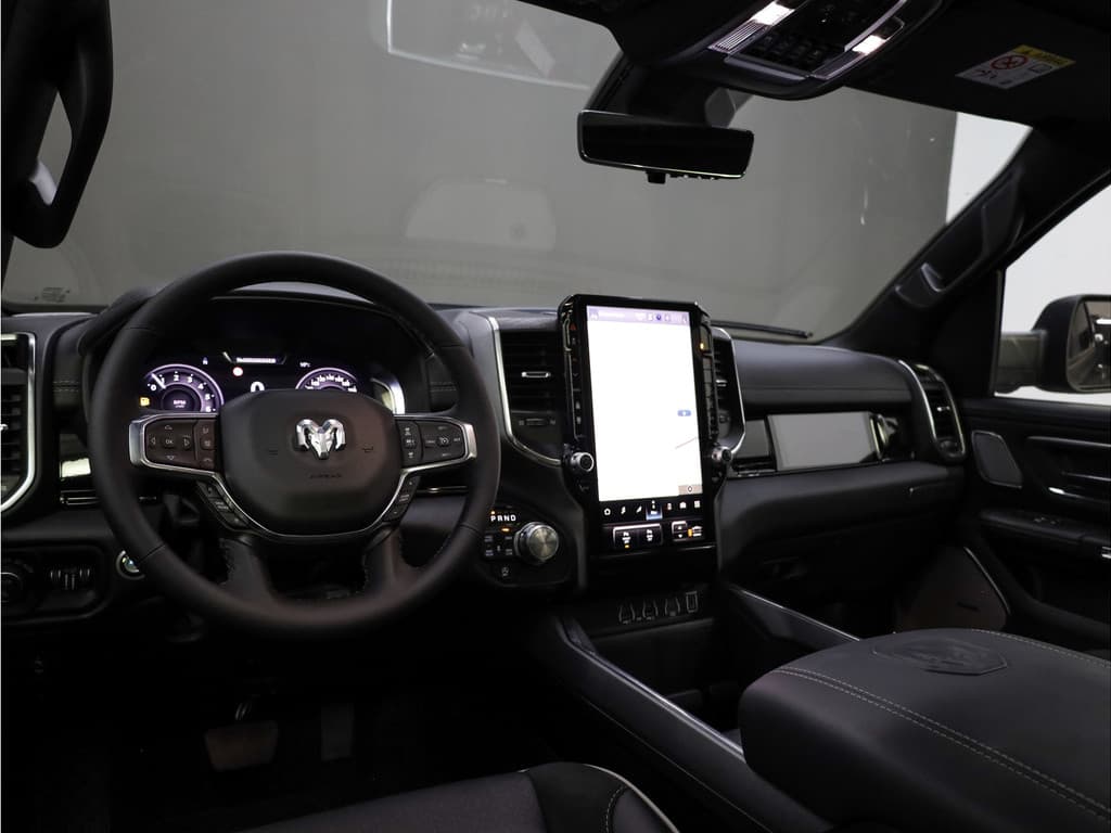 Dodge Ram 1500 2025 3.0L HURRICANE LARAMIE Night Premium thumbnail 17